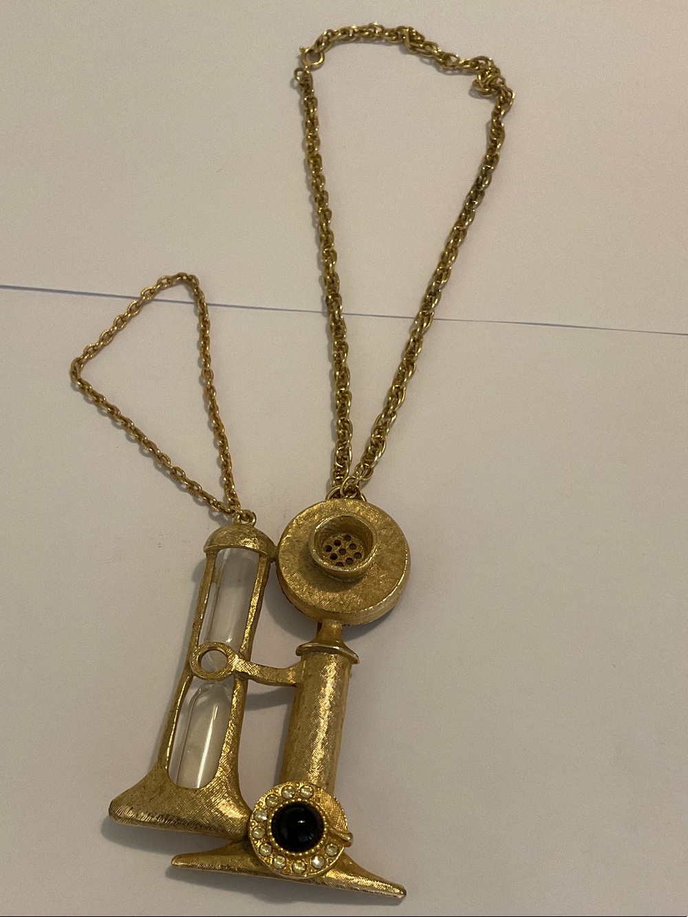 Vintage pendant necklace